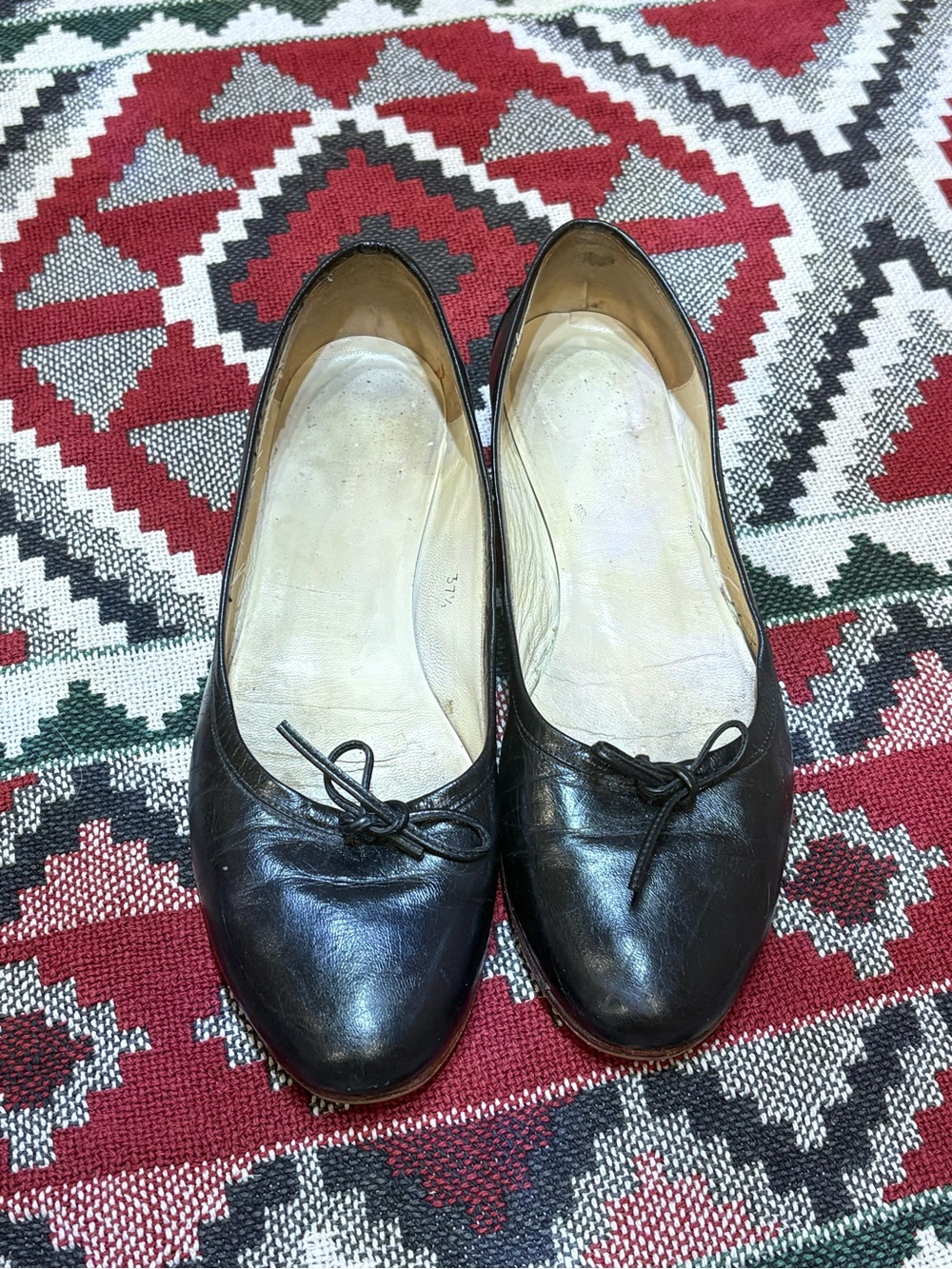 Box #3 Designer BURBERRY Ladies Black Ballet Flat Shoes 37 1/2 ITALY size 6.5